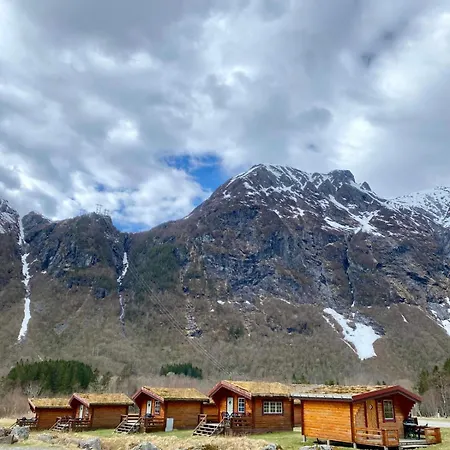 Trollstigen Camping And Gjestegard Åndalsnes Exterior foto