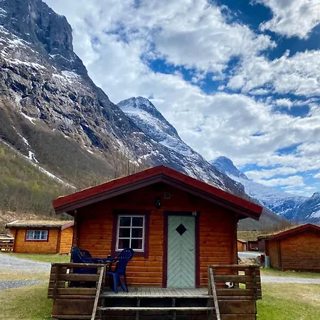 Trollstigen Camping And Gjestegard Åndalsnes Exterior foto