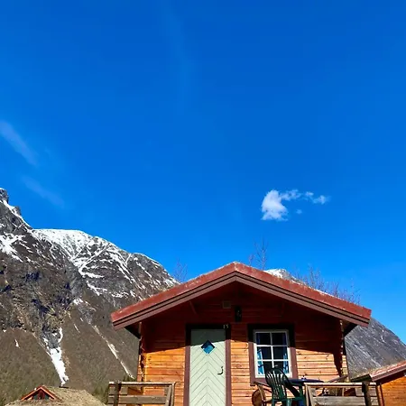 Trollstigen Camping And Gjestegard Åndalsnes Exterior foto