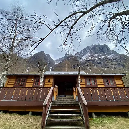 Trollstigen Camping And Gjestegard Åndalsnes Exterior foto