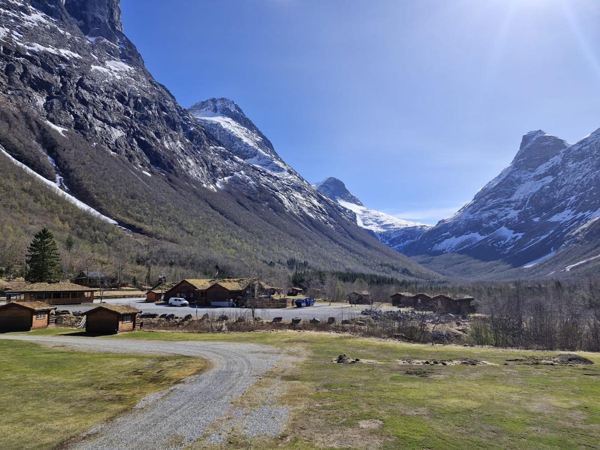 Trollstigen And Gjestegard