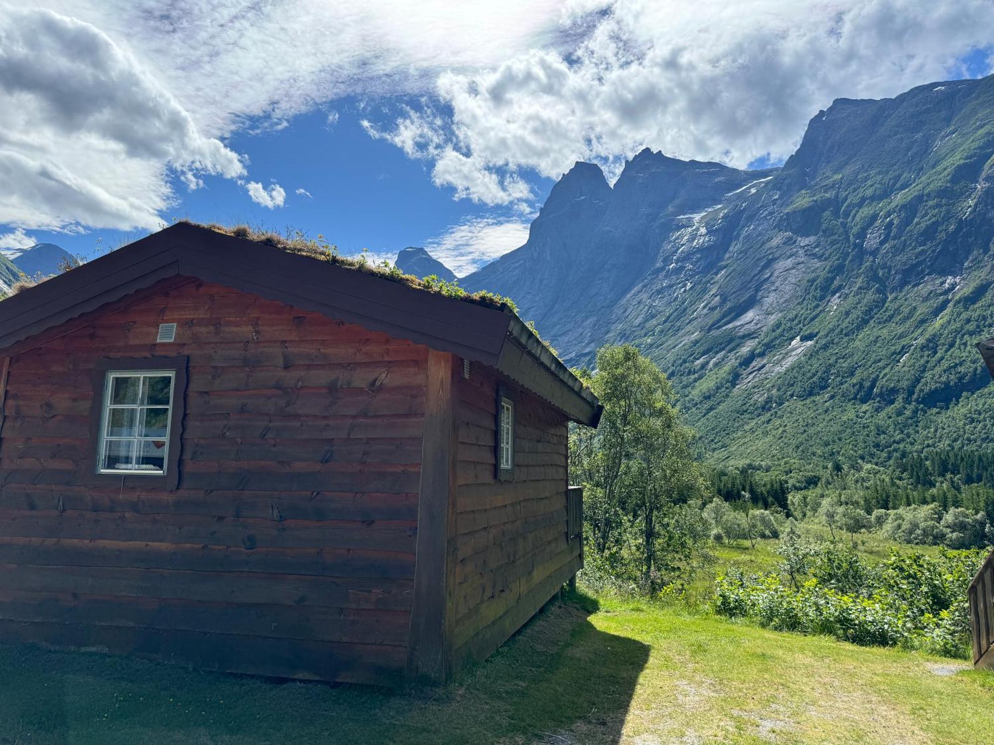 Campsite Trollstigen And Gjestegard Andalsnes